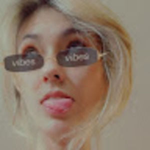 Meet your Posher, Sarahana